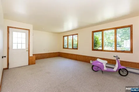 11 Allen Drive Wayne NJ 07470