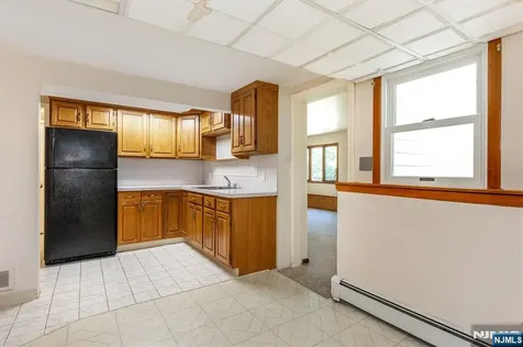 11 Allen Drive Wayne NJ 07470