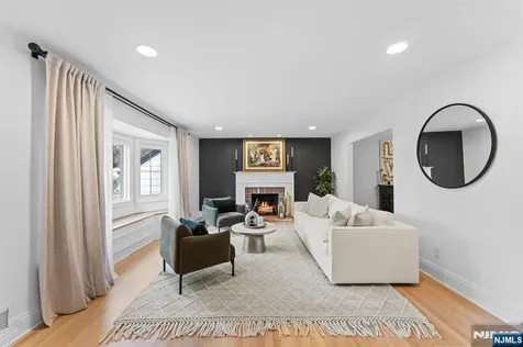 14 Congress Road Emerson NJ 07630
