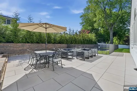14 Congress Road Emerson NJ 07630