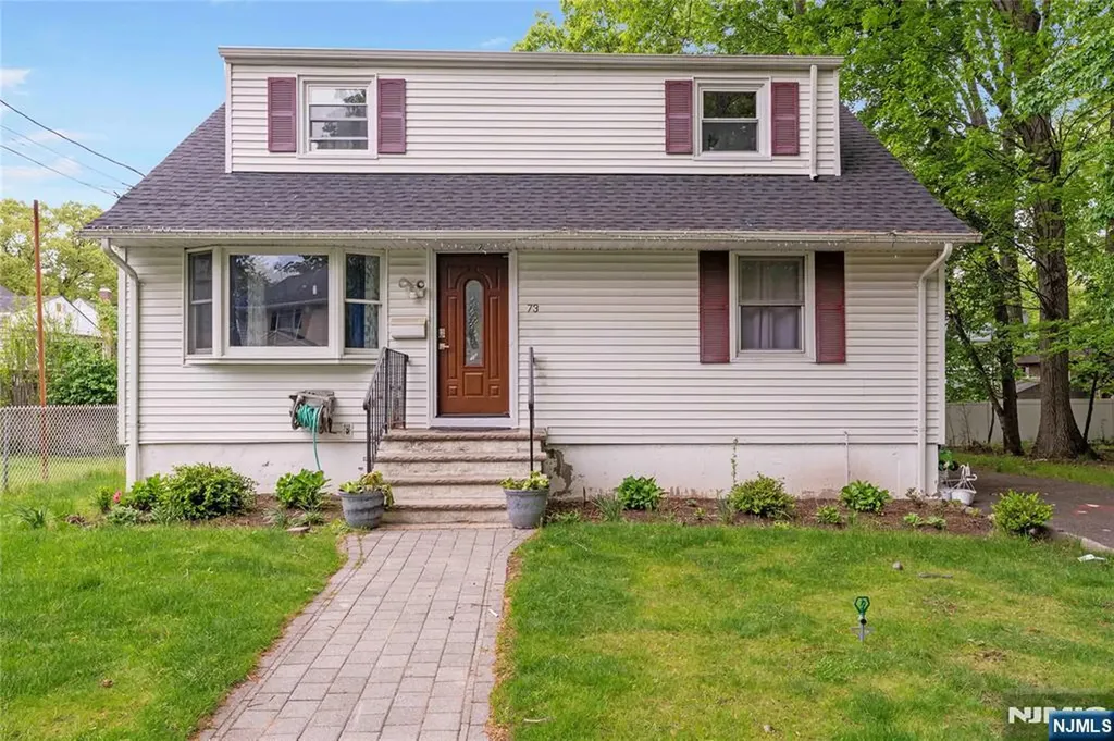 73 Davis Drive Bergenfield NJ 07621