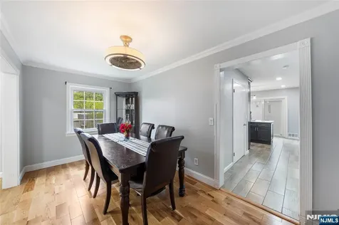 73 Davis Drive Bergenfield NJ 07621