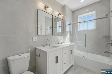588 Maple Avenue Saddle Brook NJ 07663