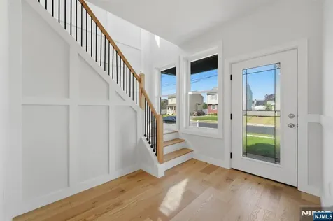 588 Maple Avenue Saddle Brook NJ 07663