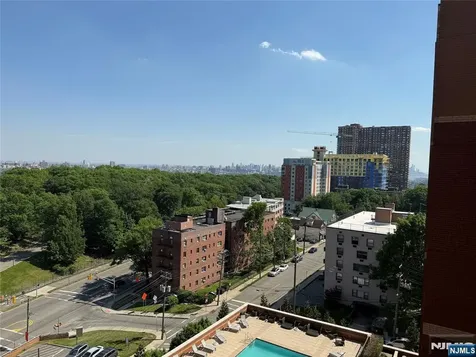 2050 Central Road Fort Lee NJ 07024