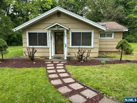 19 Crescent Road Wayne NJ 07470