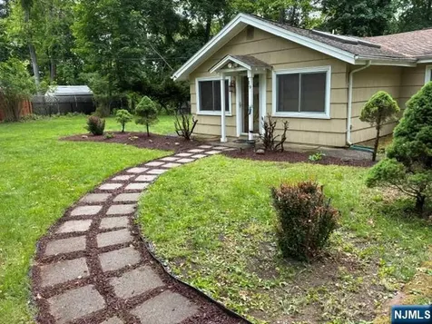 19 Crescent Road Wayne NJ 07470