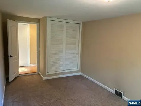 19 Crescent Road Wayne NJ 07470