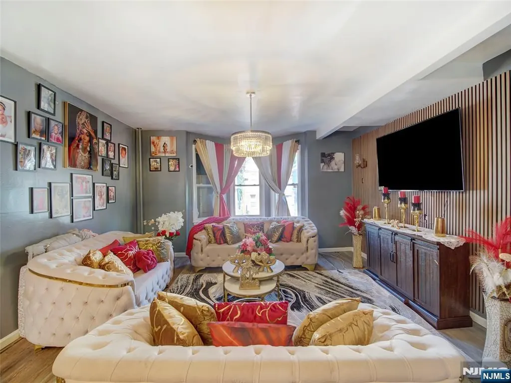 40 Bruen Avenue Irvington NJ 07111