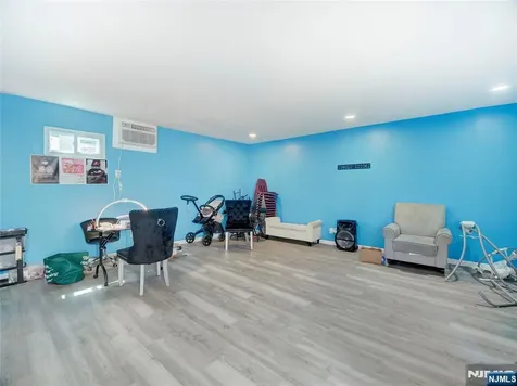 40 Bruen Avenue Irvington NJ 07111