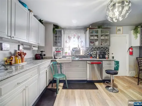 40 Bruen Avenue Irvington NJ 07111