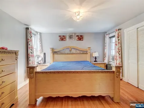 40 Bruen Avenue Irvington NJ 07111