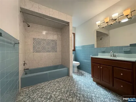 444 Ridge Road Lyndhurst NJ 07071