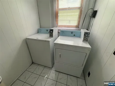 444 Ridge Road Lyndhurst NJ 07071