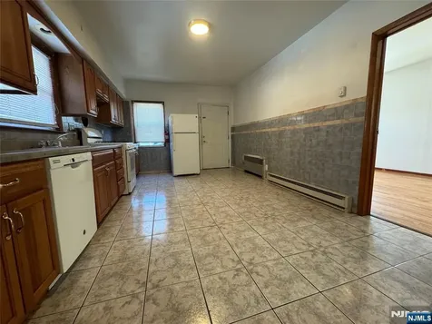 444 Ridge Road Lyndhurst NJ 07071