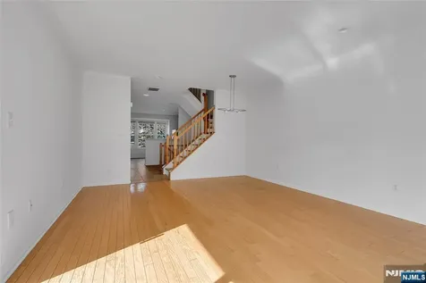 451 Albany Court West New York NJ 07093