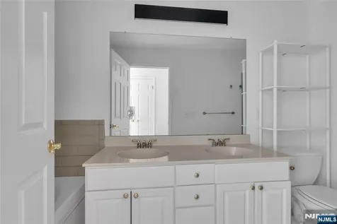 451 Albany Court West New York NJ 07093