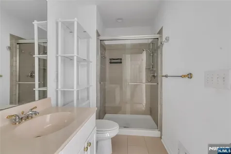 451 Albany Court West New York NJ 07093