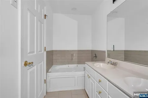 451 Albany Court West New York NJ 07093