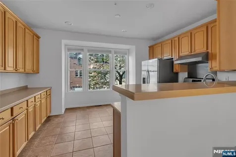 451 Albany Court West New York NJ 07093