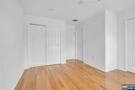 451 Albany Court West New York NJ 07093