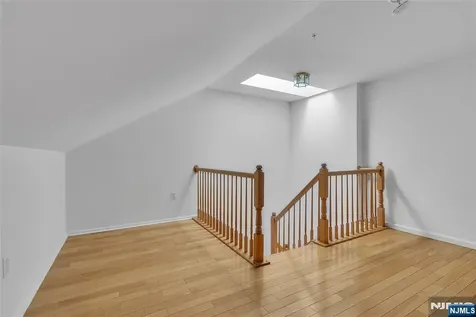451 Albany Court West New York NJ 07093