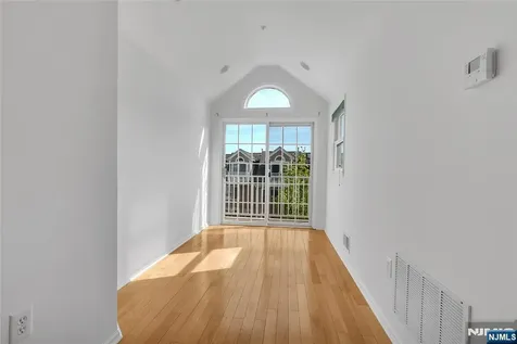 451 Albany Court West New York NJ 07093