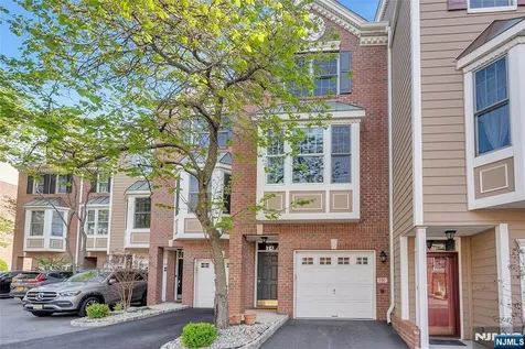 451 Albany Court West New York NJ 07093