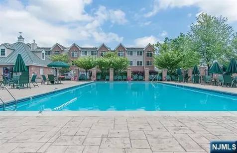 451 Albany Court West New York NJ 07093
