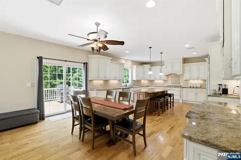 42 Spring Valley Road Montvale NJ 07645
