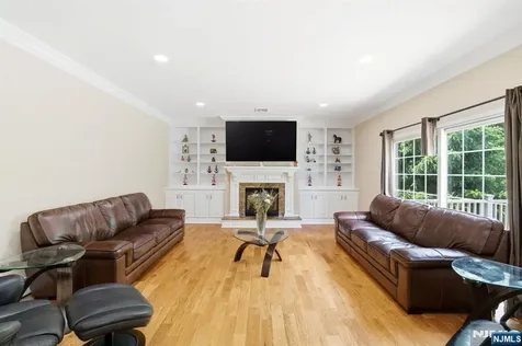 42 Spring Valley Road Montvale NJ 07645