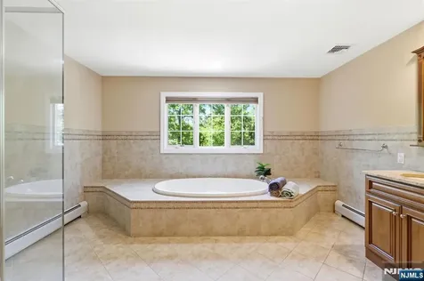42 Spring Valley Road Montvale NJ 07645