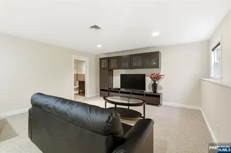 42 Spring Valley Road Montvale NJ 07645