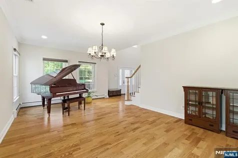42 Spring Valley Road Montvale NJ 07645