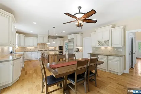 42 Spring Valley Road Montvale NJ 07645
