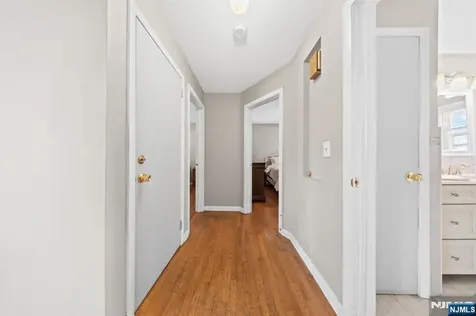 23 Homcy Place Clifton NJ 07011
