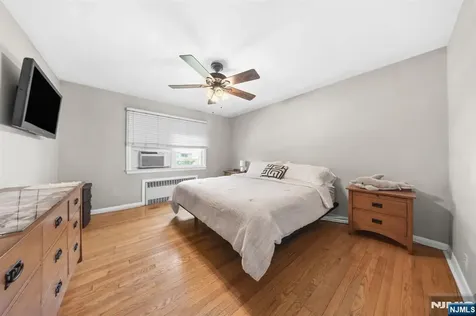 23 Homcy Place Clifton NJ 07011