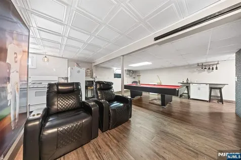 23 Homcy Place Clifton NJ 07011