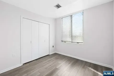 310 Passaic Harrison NJ 07029