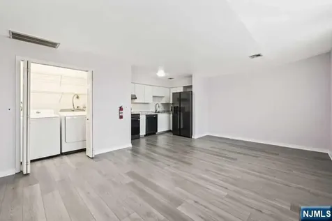 310 Passaic Harrison NJ 07029