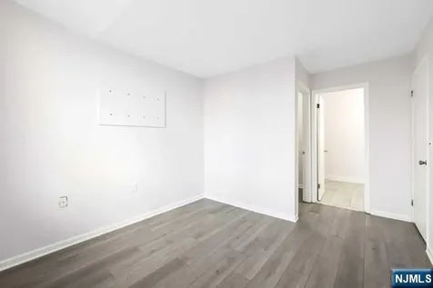 310 Passaic Harrison NJ 07029