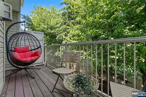 162 Blue Heron Drive Secaucus NJ 07094