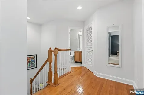 162 Blue Heron Drive Secaucus NJ 07094