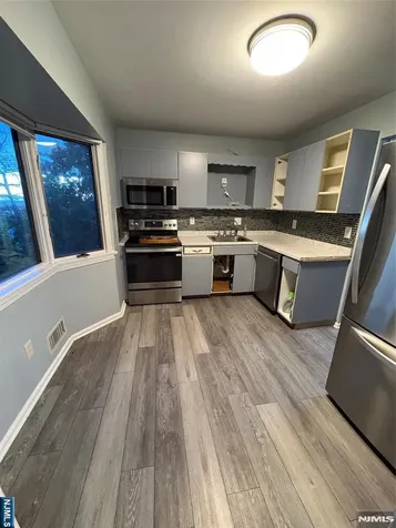 270 Silleck Street Clifton NJ 07013