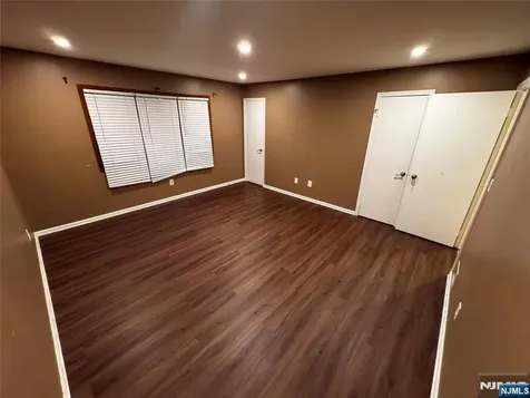 270 Silleck Street Clifton NJ 07013