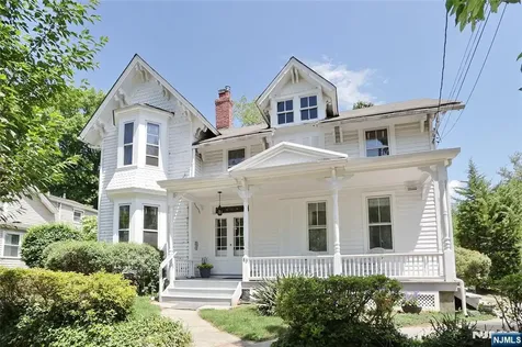 83 Grove Street Englewood NJ 07631