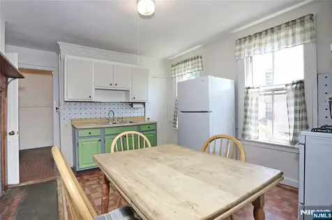 83 Grove Street Englewood NJ 07631