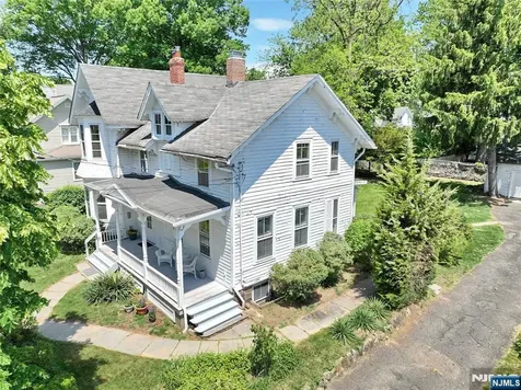 83 Grove Street Englewood NJ 07631
