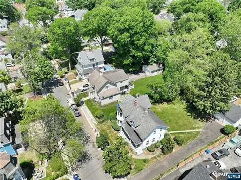 83 Grove Street Englewood NJ 07631