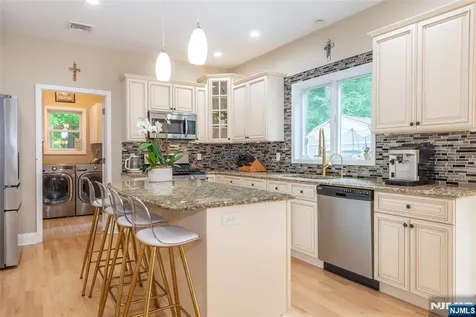 88 Mathews Avenue Riverdale Borough NJ 07457